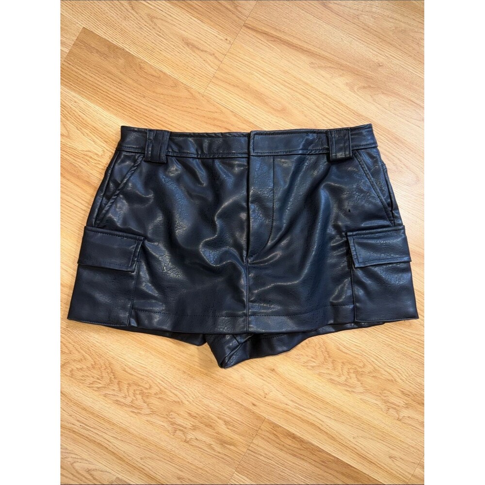 Zara Black Faux Leather Cargo Skort Shorts High Rise Medium